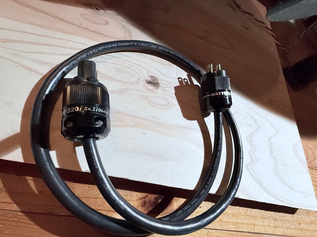 B*s様 WATTGATE 320i / 5266i 電源ケーブル 1m PRO