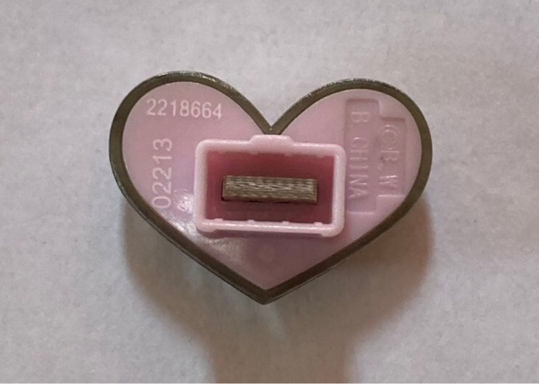 たまごっちピース たまデコピアス なめこ