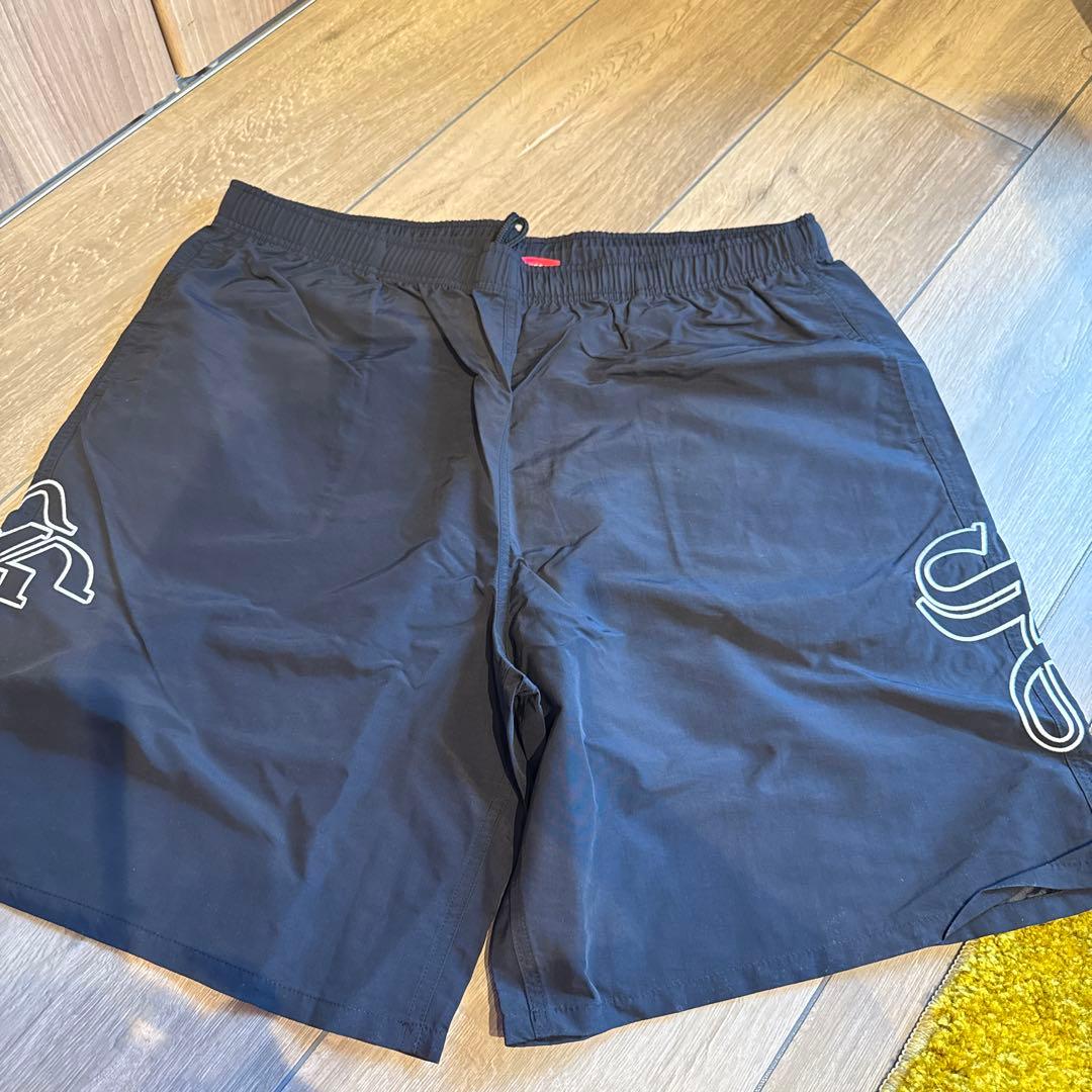 supreme ブラック ショートパンツ
