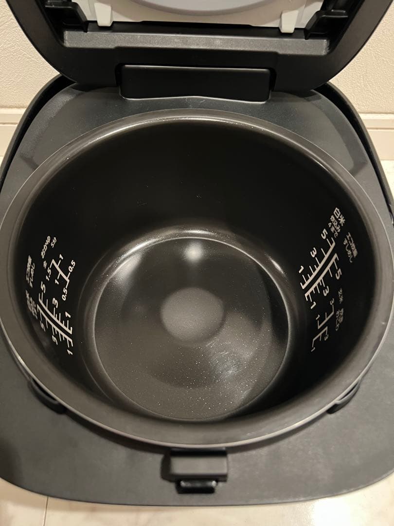 K Panasonic SR-FE101 IH炊飯器 ブラック