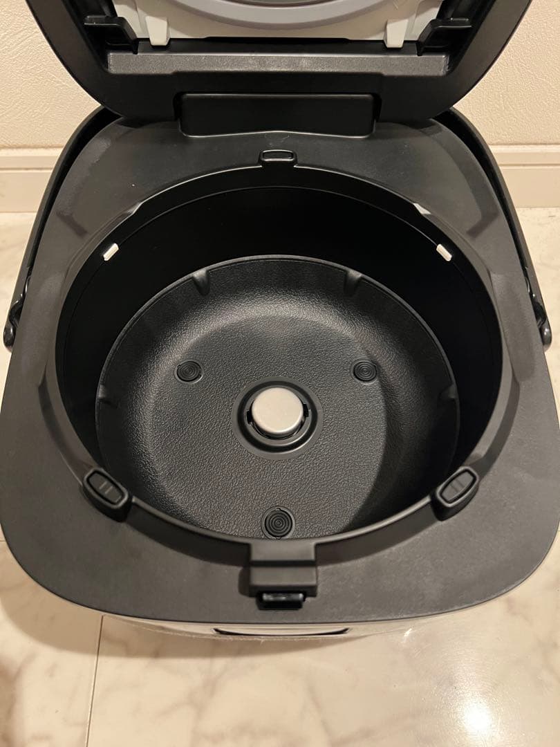 K Panasonic SR-FE101 IH炊飯器 ブラック