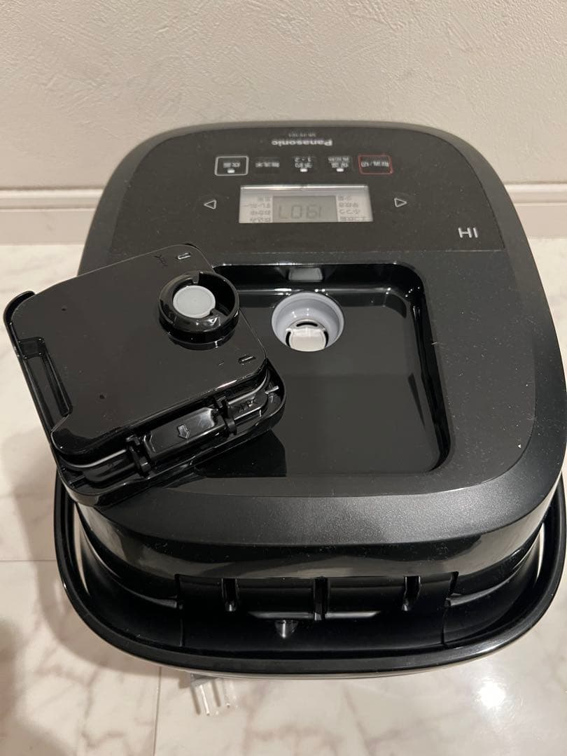 K Panasonic SR-FE101 IH炊飯器 ブラック