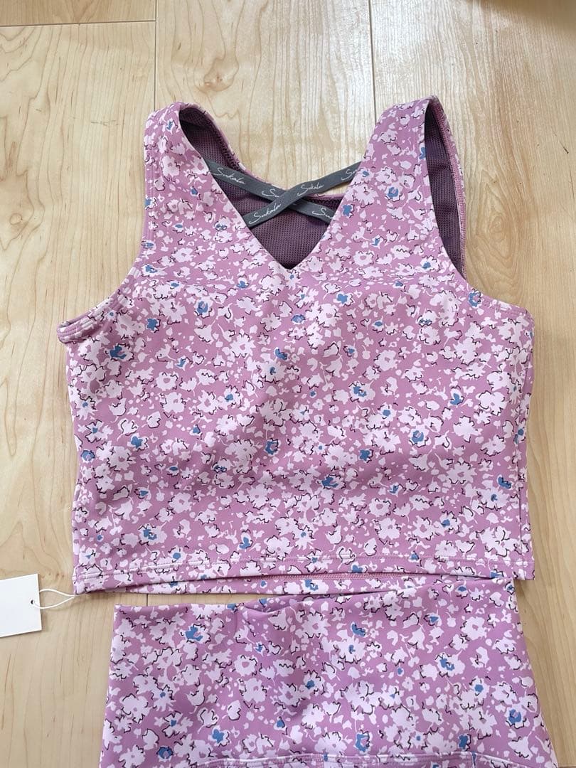 SUKALA トレンカレギンス アメリカンスリーブショートタンクトップ上下セット