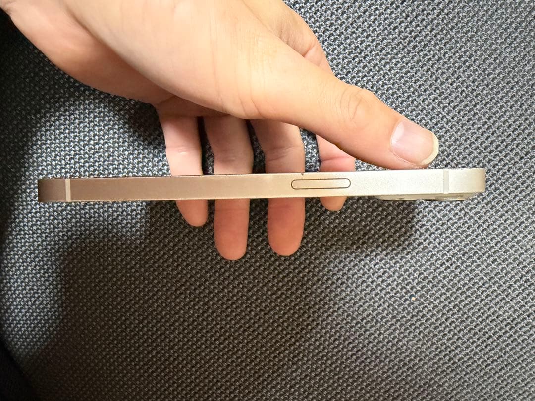 iPhone13 256GB バッテリー容量87%