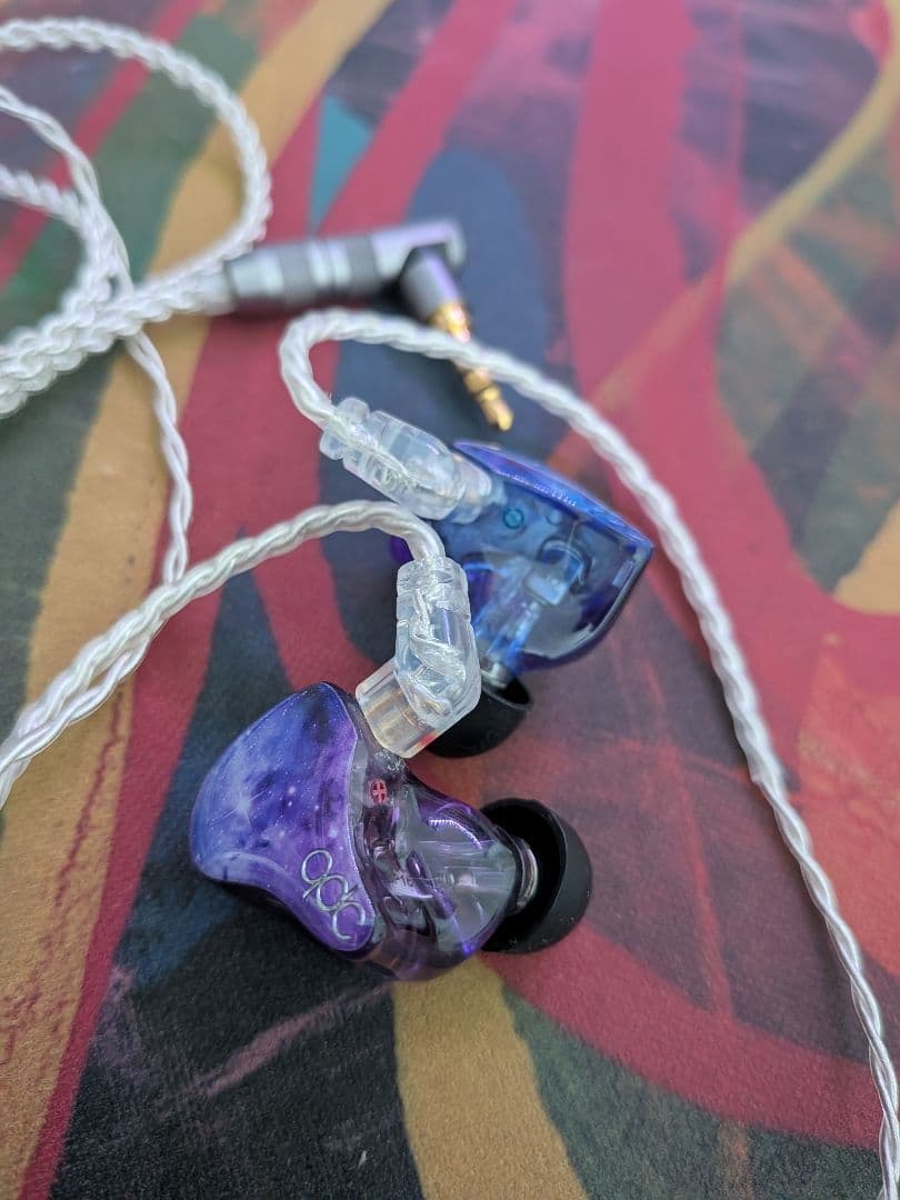 [美品]　[週末特価] qdc Uranus s 有線イヤホン