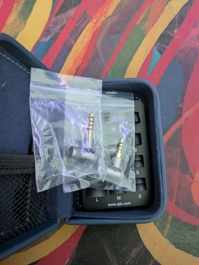 [美品]　[週末特価] qdc Uranus s 有線イヤホン