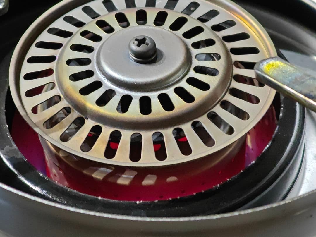 コロナ 2024年製【美品】石油こんろ サロンヒーター 使用期間短い 煮炊き