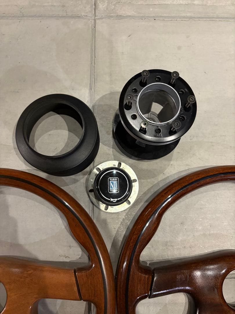 ナルディウッドステアリング2本セット
