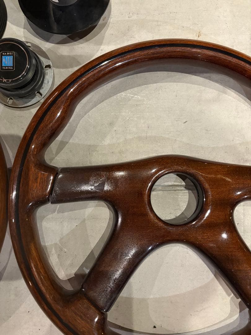 ナルディウッドステアリング2本セット