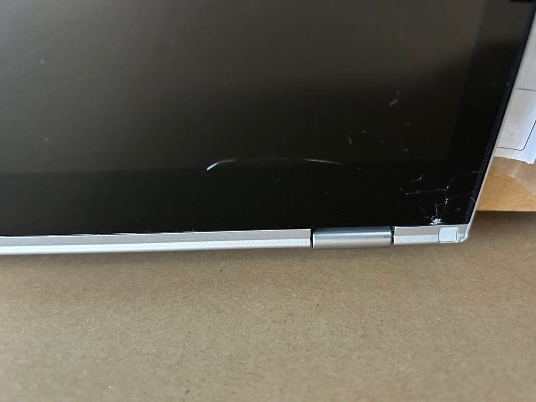 Lenovo YOGA 710-11IKB 第7世代Core i5 ジャンク品