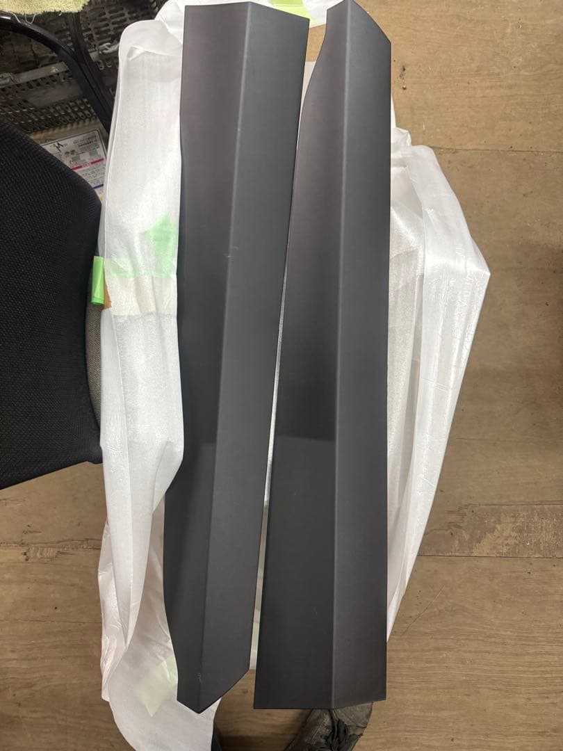 ヤリスクロス 新車外し ブラック サイドドアパネル ウルバーノ仕様