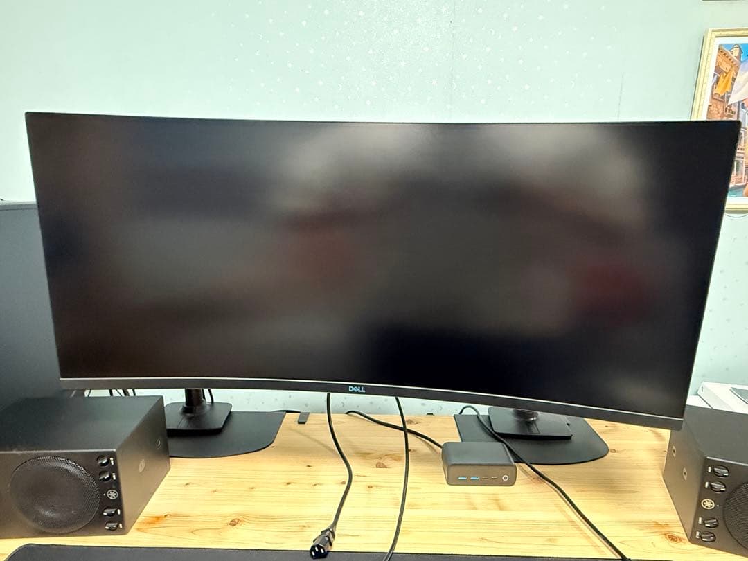 Dell S3422DWG 34インチ 曲面 ゲーミングモニター　湾曲モニター