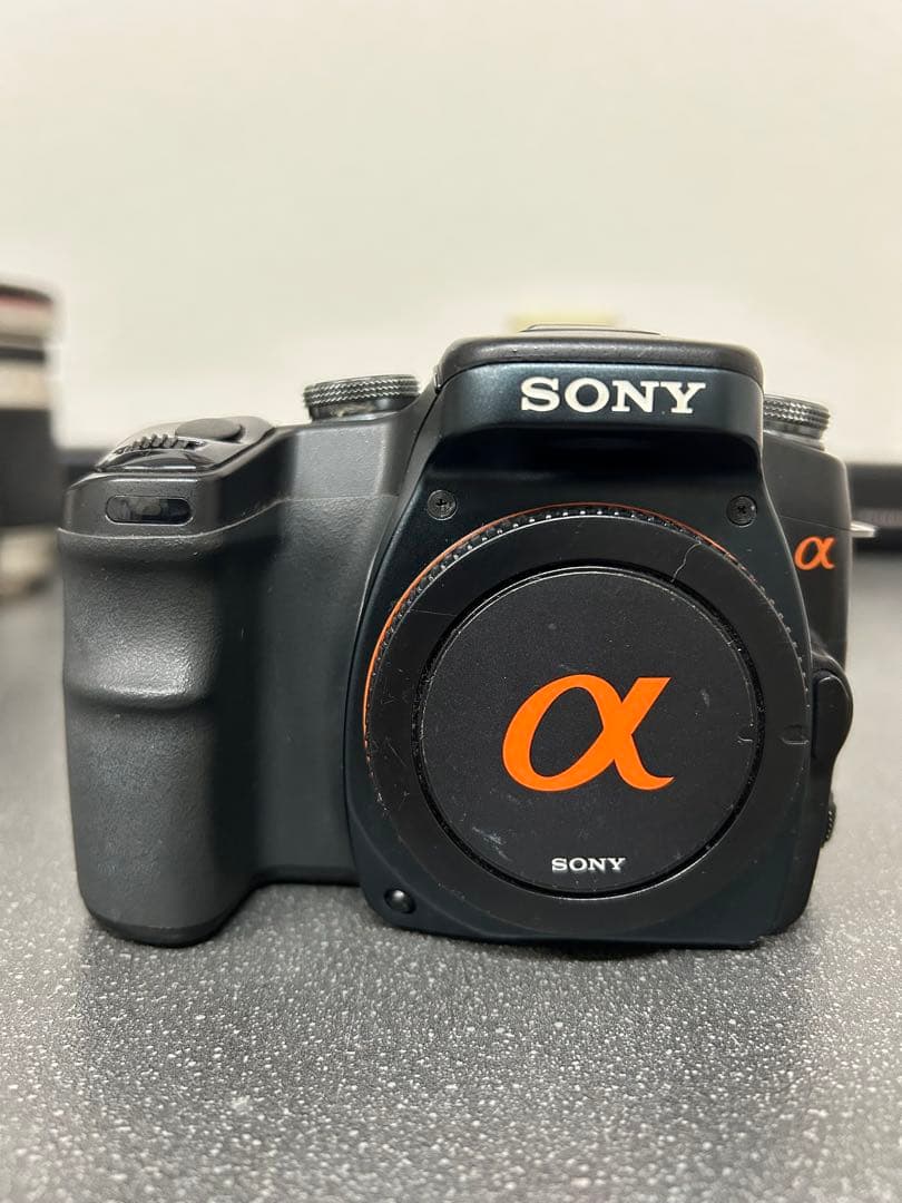 SONY α100 デジタル一眼レフカメラ　レンズ4個セット