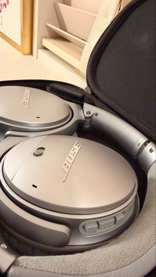 Bose ワイヤレスヘッドホン シルバー QC35 ノイキャン