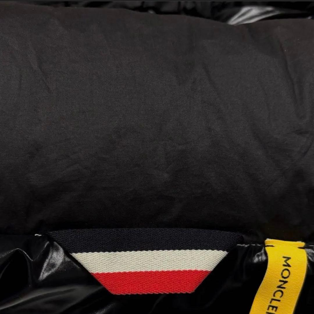 モンクレール　BERNIER ブラック　黒　ダウンジャケット　国内正規品　極美品