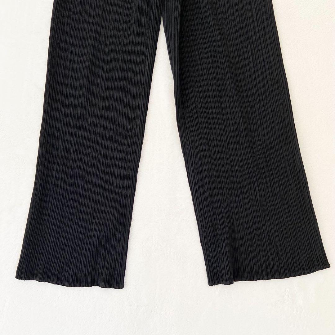 美品　ISSEY MIYAKE パンツ　プリーツ　ブラック　archive
