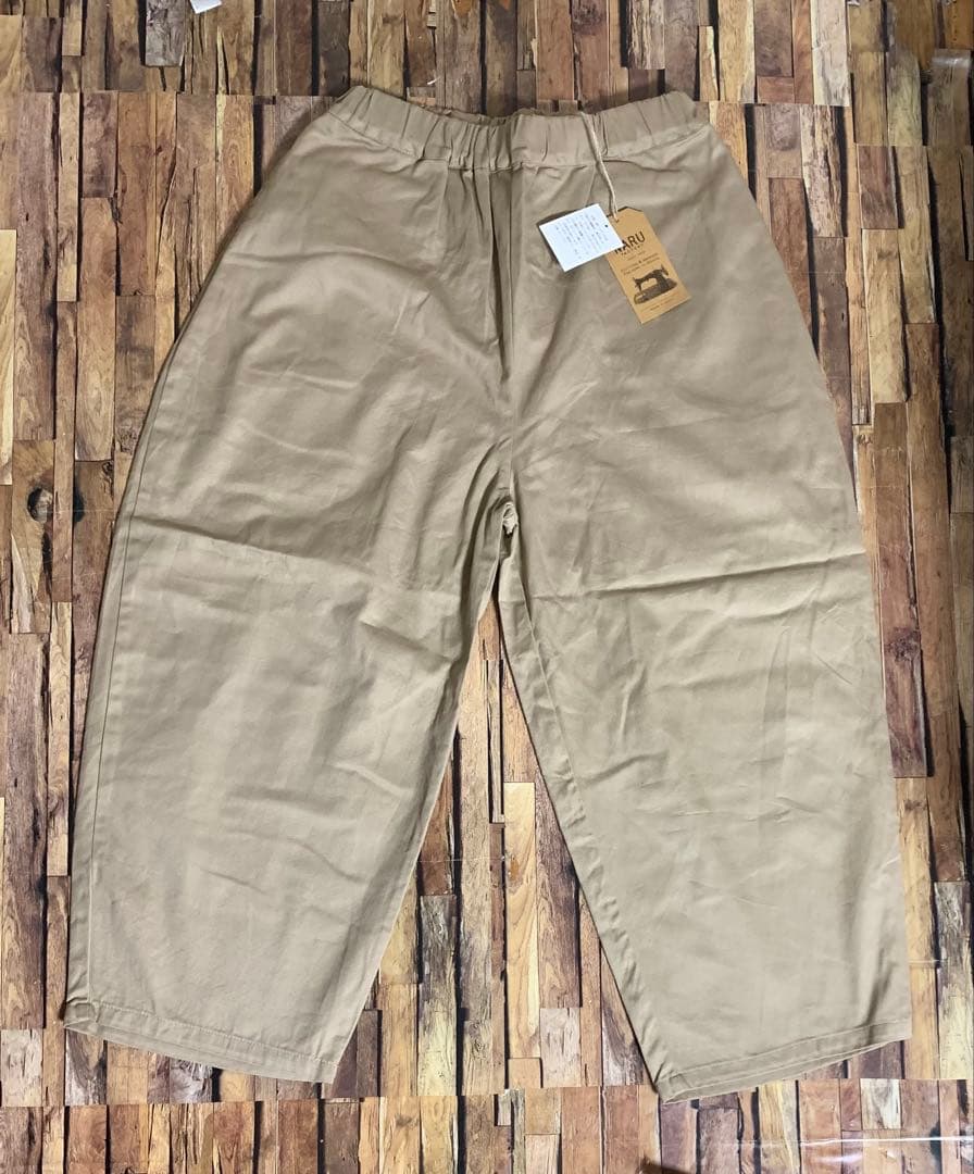 新品下げ札付き！NARU 20ツイル エッグパンツ ベェージュ