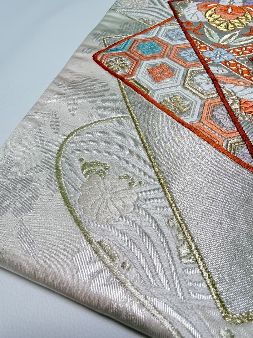 高級 袋帯 正絹 六通柄 香織袋帯 シルバー ホワイト 唐織 かるた遊び 訪問着