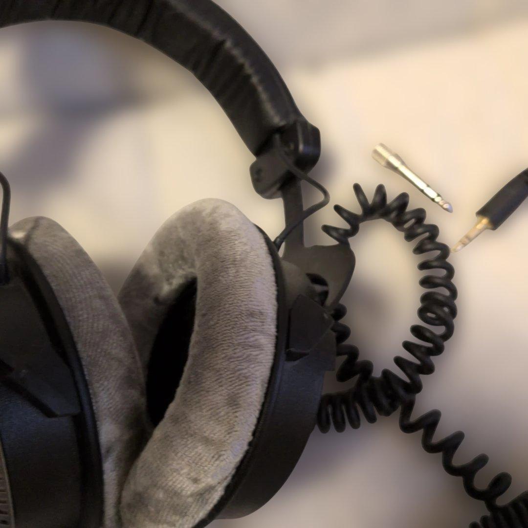 Beyerdynamic DT990 PRO ヘッドフォン べイヤーダイナミック