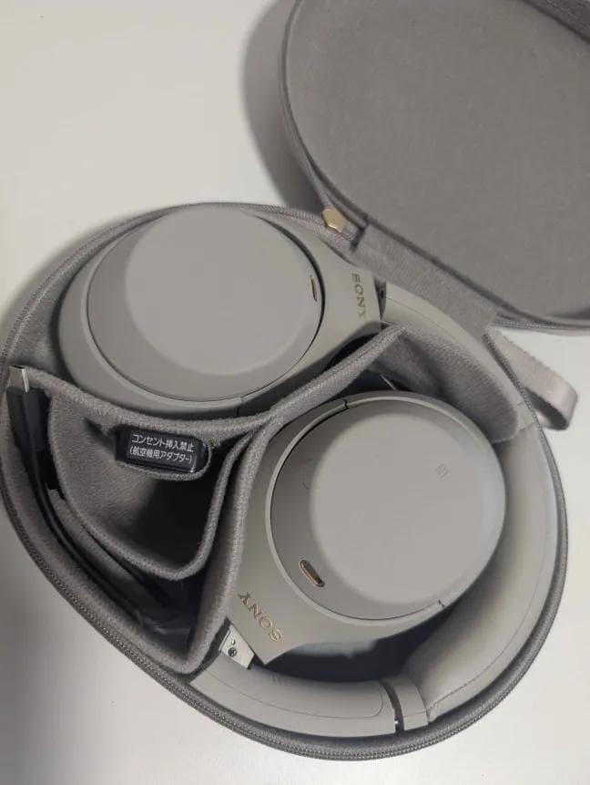 Sony WH-1000XM4 ワイヤレスヘッドホン ケース付き
