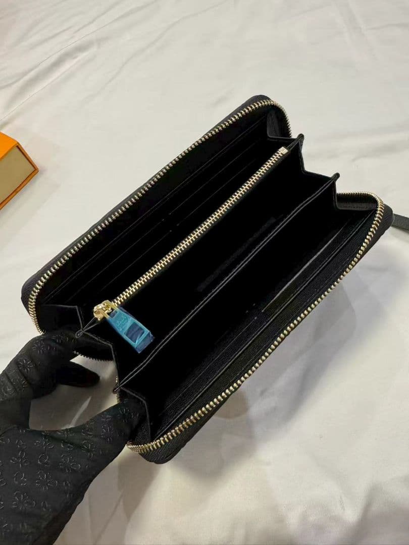 【匿名送料込み】 ファスナー 長財布 ブラック