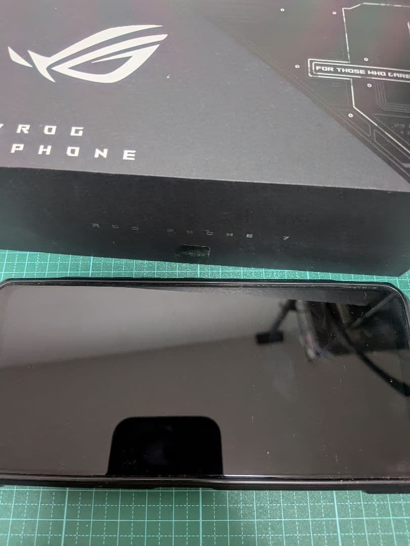 ジャンク　ASUS ROG phone 7 ストレージ512GB