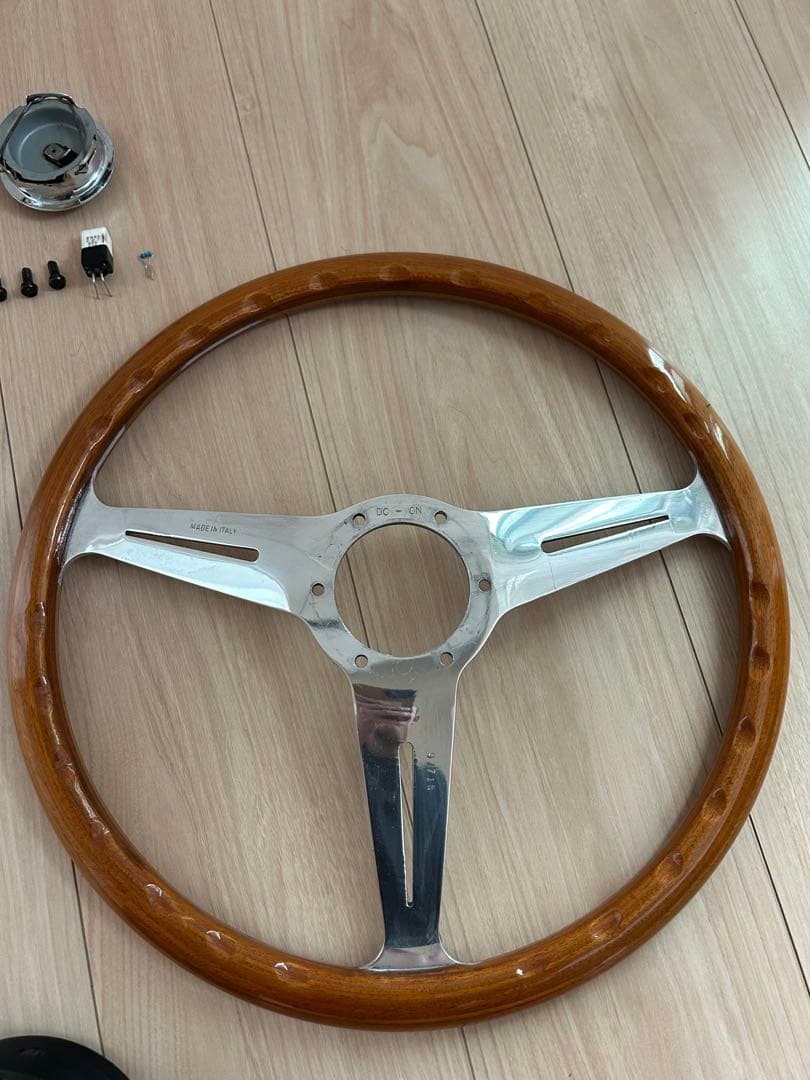 NARDI ナルディ　ウッドハンドル　36π