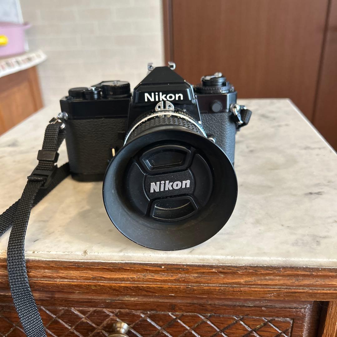Nikon FE 、35mm f2広角レンズ