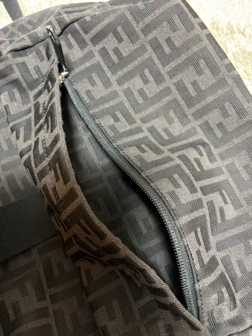 フェンディ　バックパック　リュック　美品　正規品