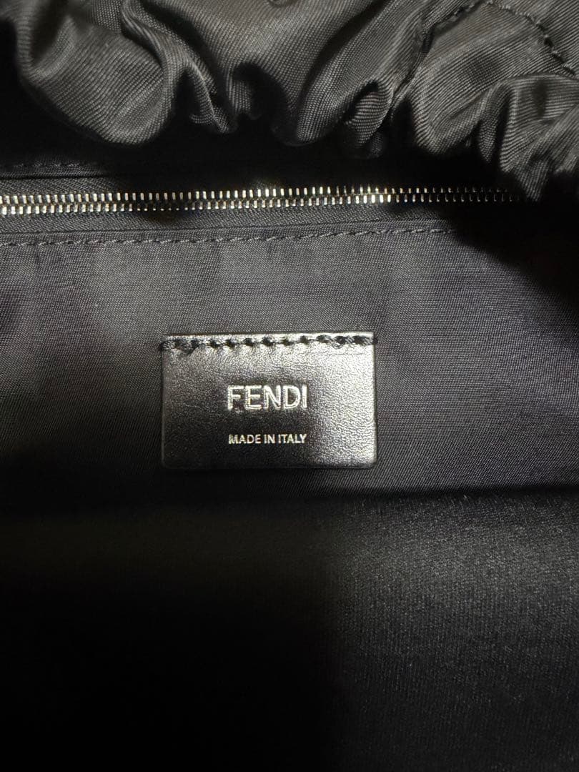 フェンディ　バックパック　リュック　美品　正規品