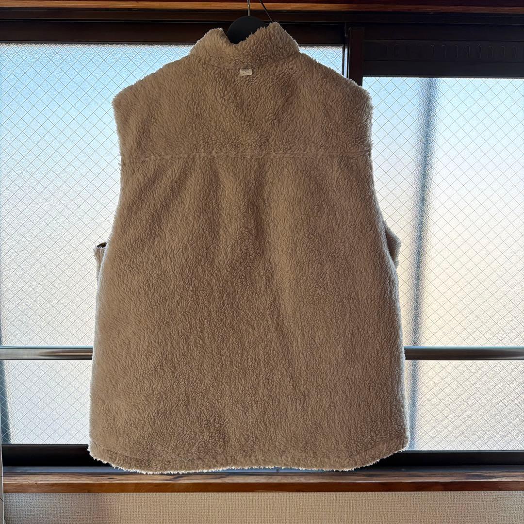 patagonia ダウンベスト ベージュ/ブラウン　リバーシブル　パタゴニア