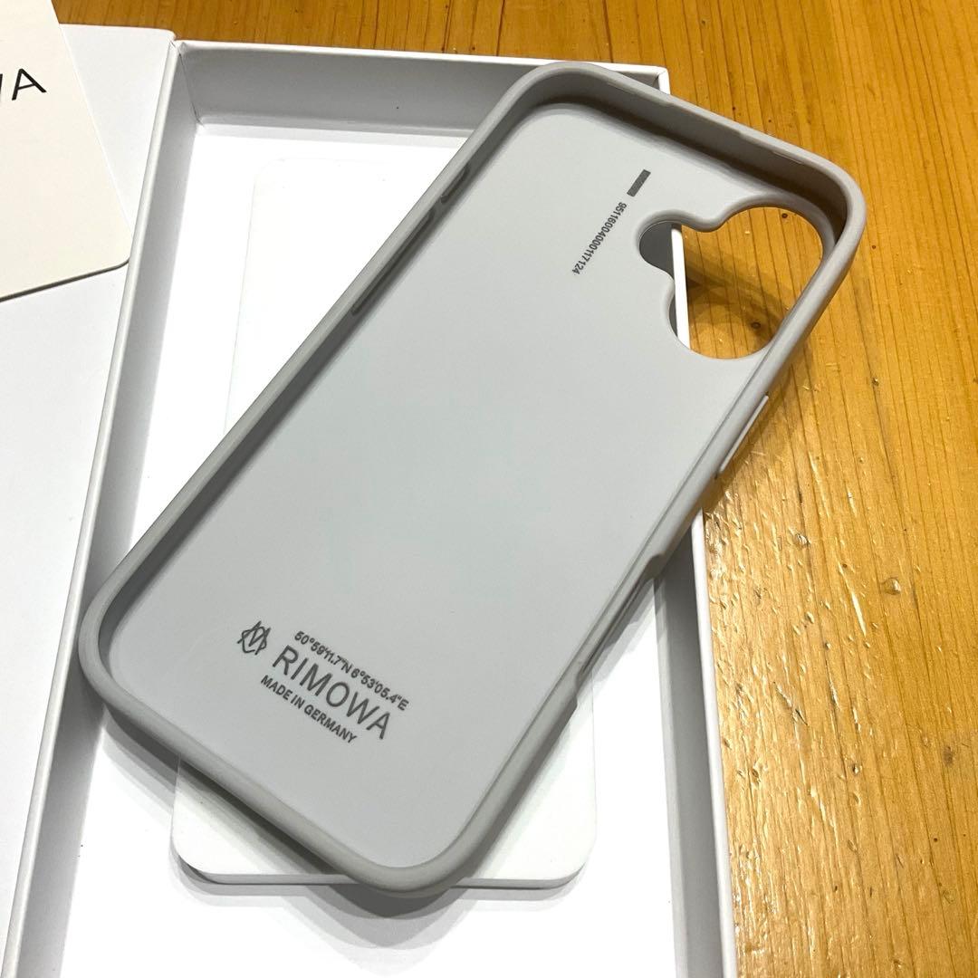 未使用　rimowa iPhone 16 携帯ケース