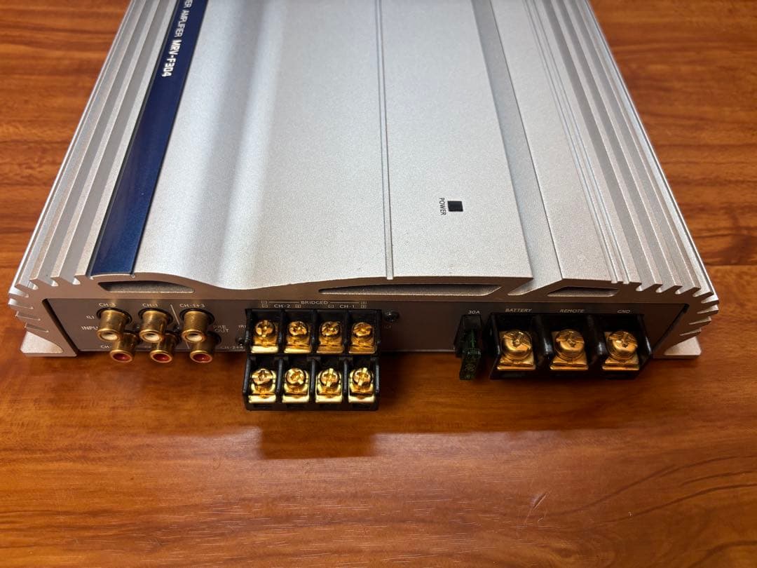 ALPINE MRV-F304 チューニングアンプ