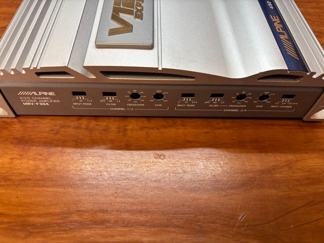 ALPINE MRV-F304 チューニングアンプ