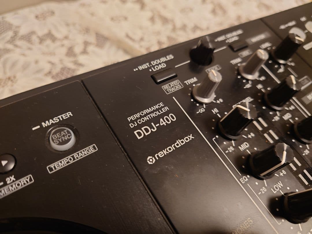 Pioneer DJ DDJ-400 コントローラー