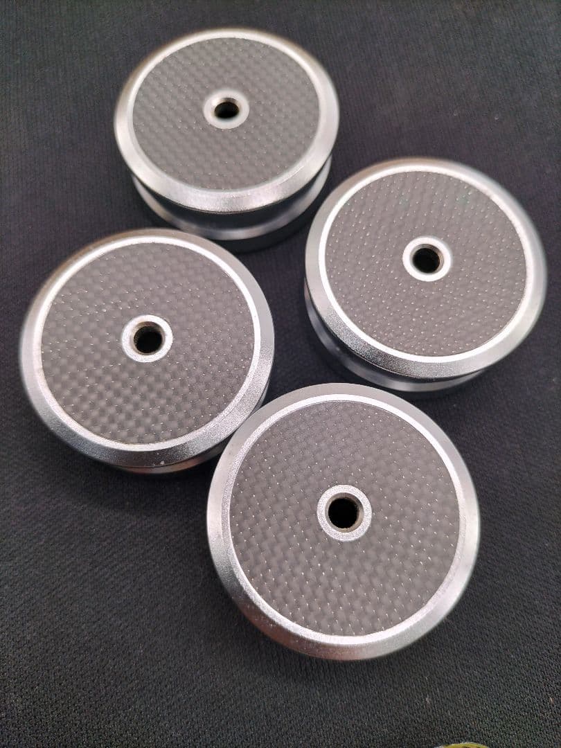 し*）様 オーディオリプラス石英インシュレーター 4個+ステンレスインシュレータ