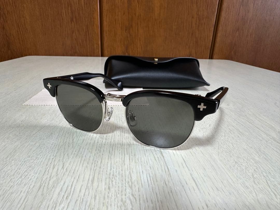 新品！FOREMOST サングラス フリップアップ　シルバー　鯖江