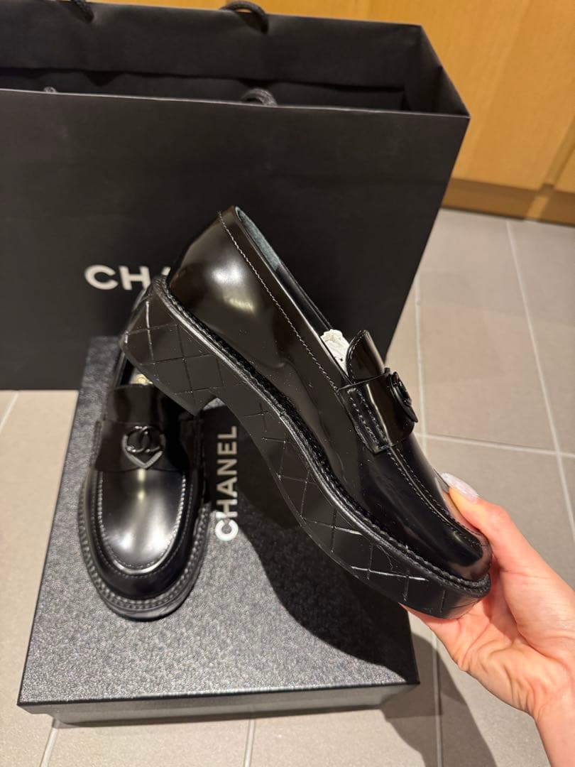 CHANEL ローファー