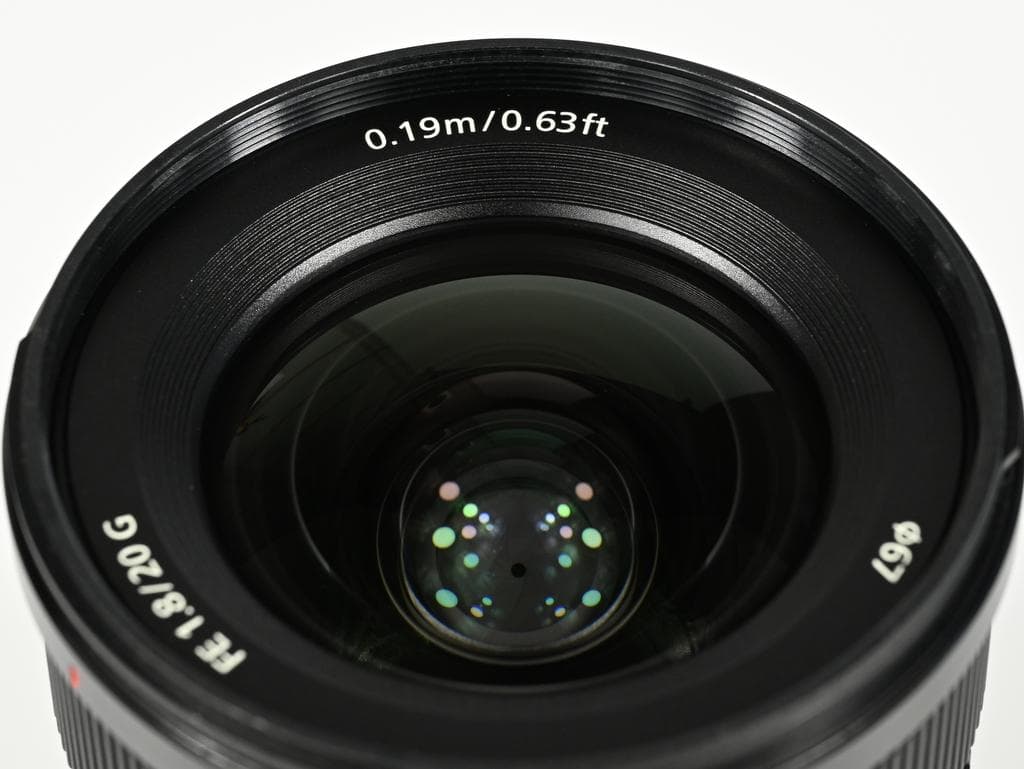 【超美品】 ソニー　SONY FE 20mm F1.8 G SEL20F18G
