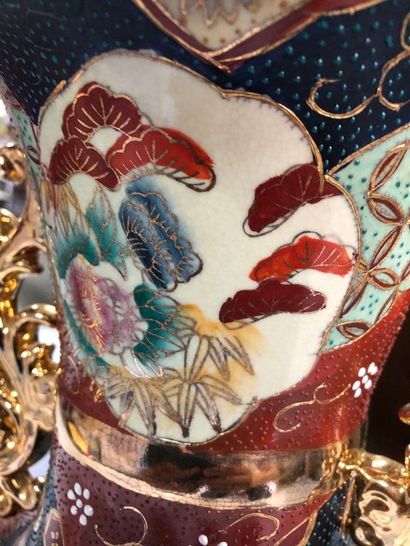 い*ち様 業者買取品！昭和レトロ 飾壺 沈香壺 孔雀 金彩飾 花瓶 花器 壺 華