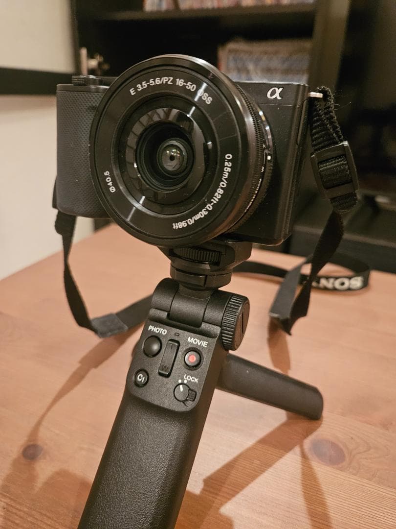SONY Vlog用カメラ ZV-E10L＋シューティンググリップ＋広角レンズ