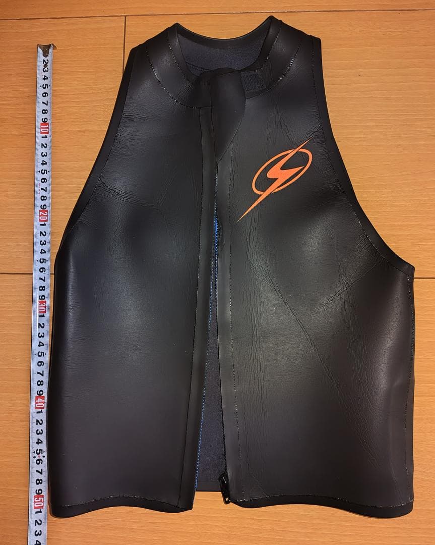 ウェットスーツ　トライアスロン