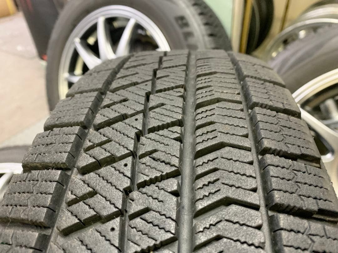 年末年始発送★ブリザック　165/70R14 アクア　ヴィッツ　マーチ　スペイド
