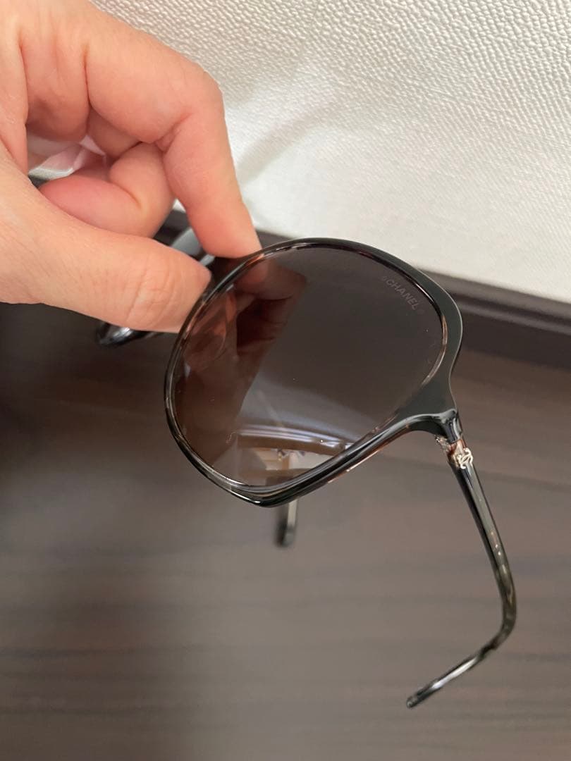 CHANEL バタフライシェイプサングラス