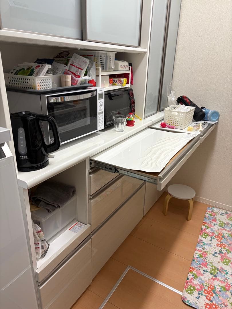 ふりる　引き出し式ホワイトキッチンカウンター　2台分