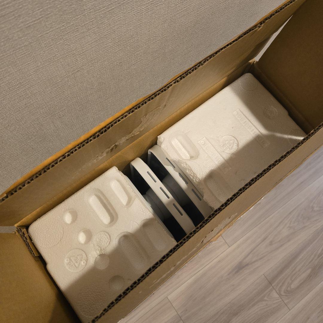 ほぼ未使用 美品 DeLonghi オイルヒーター　8~10畳用　JRE0812