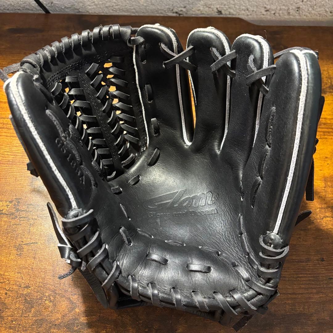 【最終値下げ】新品Glom グロム 軟式用グラブ 内野手用