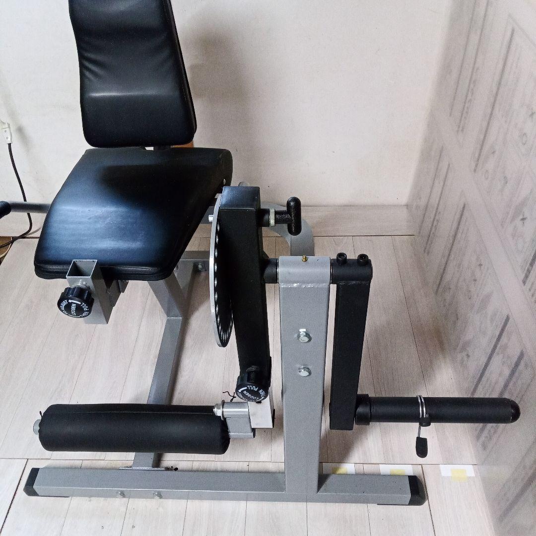レッグエクステンション　レッグカール　引渡し限定
