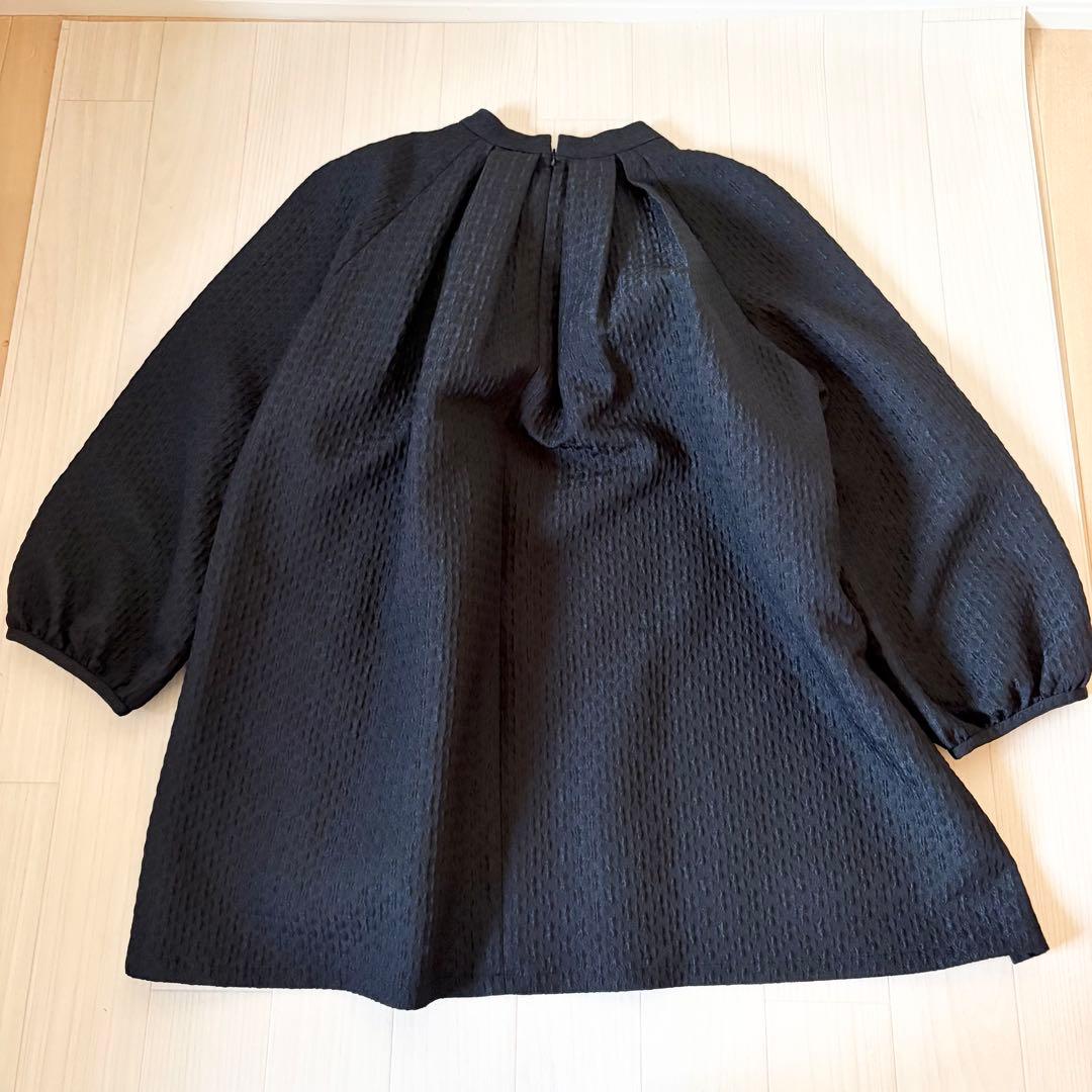 2023年　エムズグレイシー　リボン付きチュニックブラウス