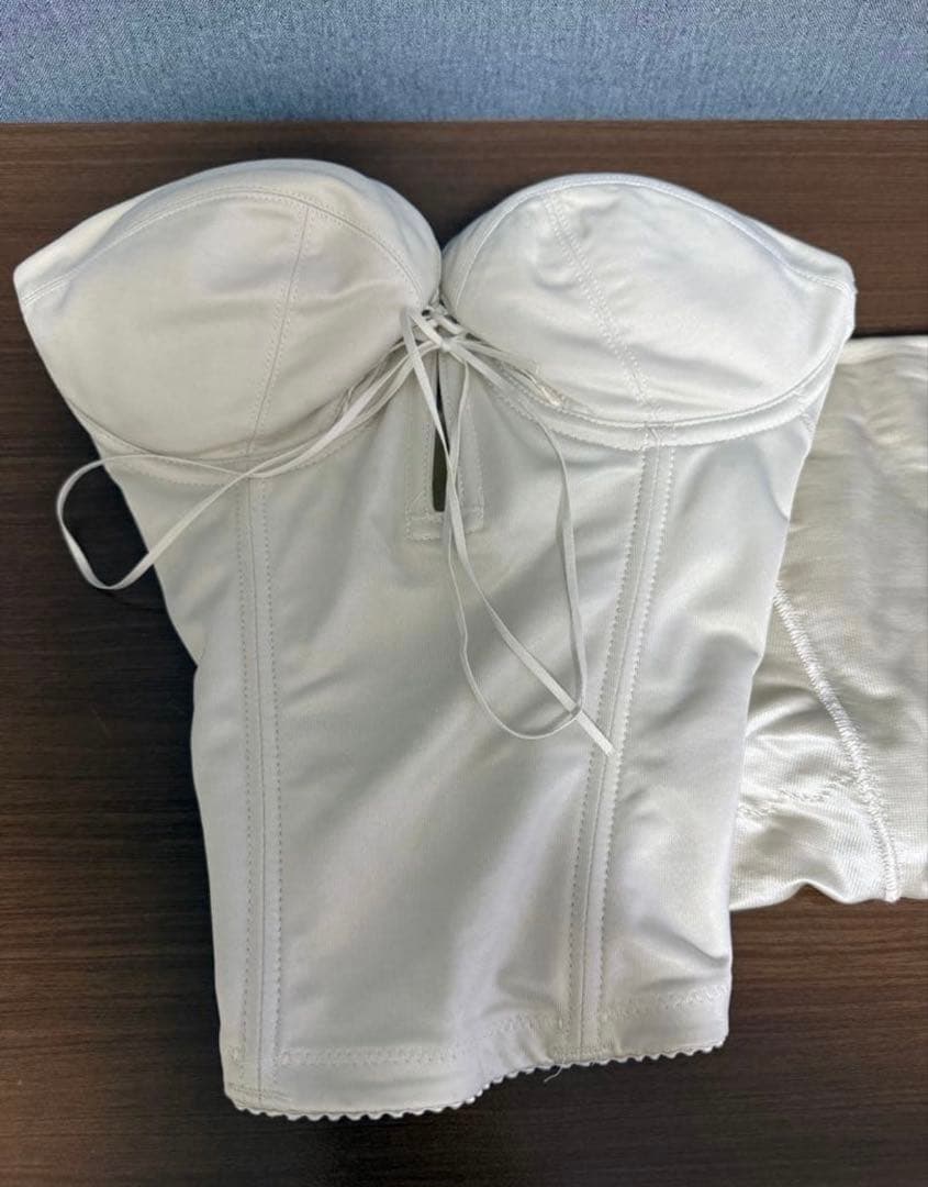 mirrormirror / ブライダルインナー ガードルM & ビスチェE85